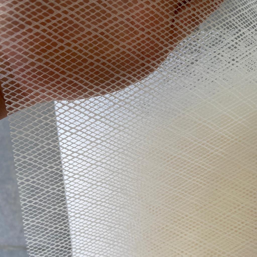 2mm HDPE diamond white mesh close up