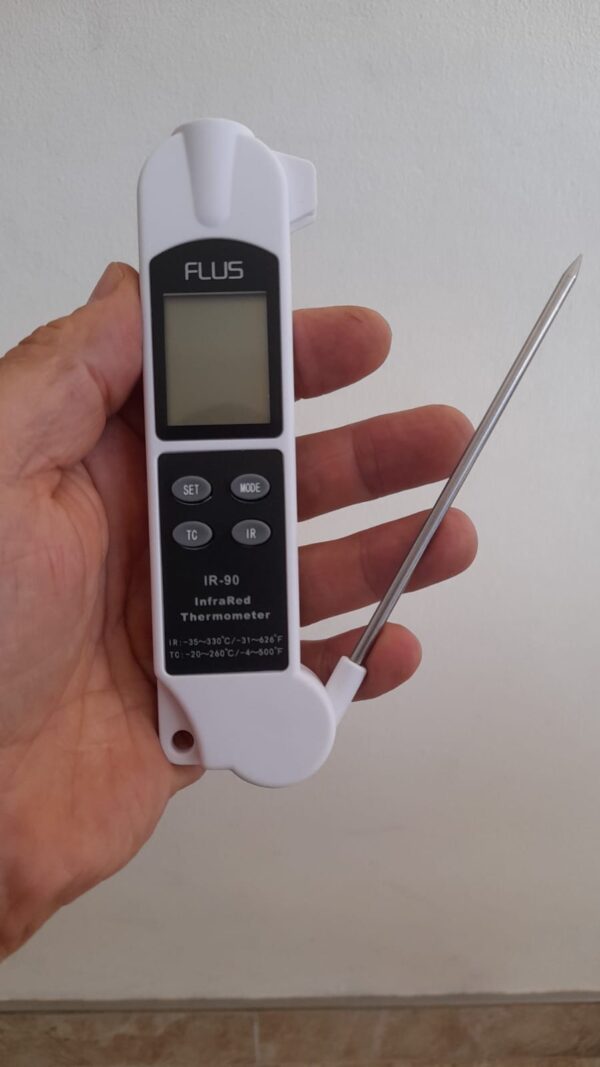 Flus IR-90 thermometer